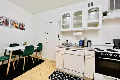 Image de New~Murray Hill / Midtown~Park Ave Specious 4 Bedrooms apt~King