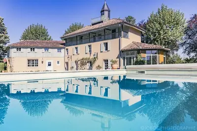 Maison de caractère avec piscine privative privative
