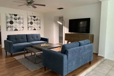 Image de Spacious and Sunny South San Marco