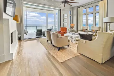 Image de \"224 Winston Ln\" | 4 Bikes Included | Beachfront with Amazing view| Community Pool