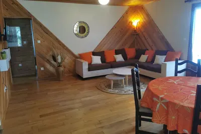 Image de Charmante maison créole avec un grand jardin et un jacuzzi!