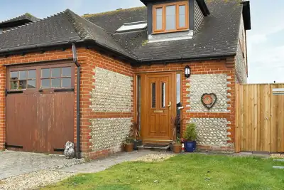 Image de 3 bedroom accommodation in Bracklesham Bay