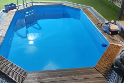 Image de Maison agréable  équipée de piscine, jaccuzi, barbecue dans l'Est de l'Ile.