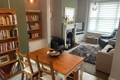 Image de Stylish House in Exeter Nr Quay and City Centre