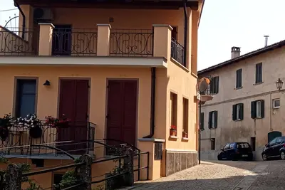 Image de Apartment With 4 Places In Renovated House In Historic Center