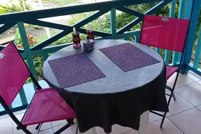 Image de Studio tout équipé à 3 mn de la plage