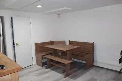 Image de Hamptons Apartment in Lower Part of a House