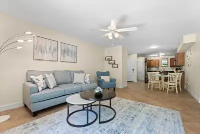 Image de 2/2 condo with garden+heated pool+6min from Siesta