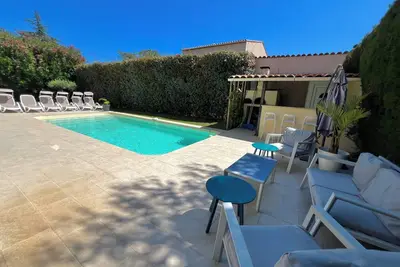 Image de Antibes - Villa 8 Personnes - Piscine - Parking