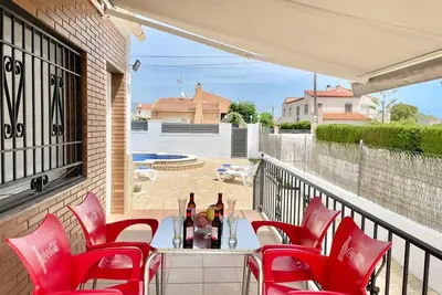 Image de Villa Escaleta. ( Salina Pool ) Close to the beach!