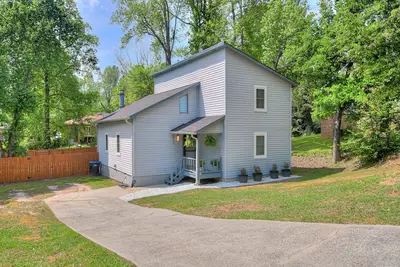 Image de Modern 2bd/2ba 3mi to Masters 2025 ⛳️ Available now 🌟