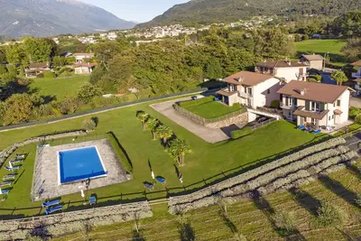 Image de Iris, Colico, Italy