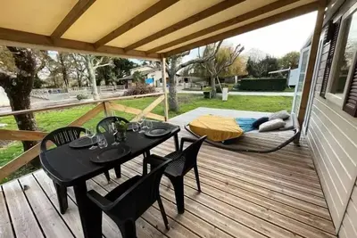 Image de Mobil home Familial premium (2 chambres) 4 personnes