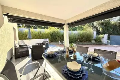 Image de Villa 3 Zimmer 6 Betten Porticcio