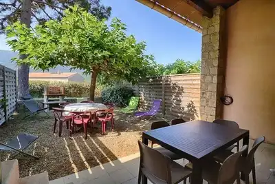 Image de Appartement rez de jardin 3 pièces 6 couchages La Liscia 4
