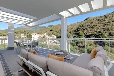 Image de Riverside Benahavis Holiday Rental Apartment