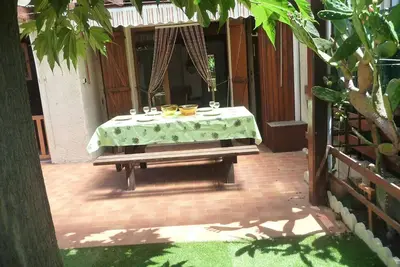 Image de Agréable maison de vacances avec grande terrasse et climatisation