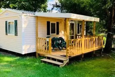 Image de Mobil-Home Standard 27, 50m² (2 chambres) + Terrasse couverte 11m² 4 personnes