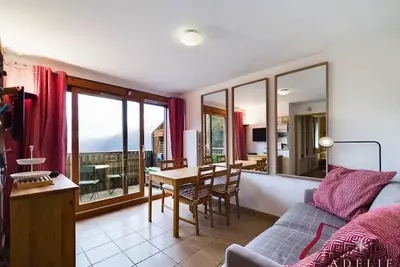 Image de Appartement décoré avec goût avec Wifi gratuit