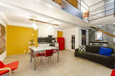 Image de Altido Vibrant Open-Plan Apt for 6 in Historic Centre