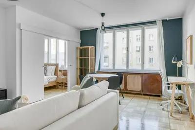 Image de Dreamy Innere Stadt 2br w/ Elevator, steps to Hoher Markt, by Blueground