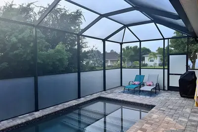 Image de 🌴4 bedroom 3 full bath beautiful house with heated pool and spa. 🌴