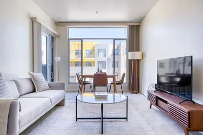 Image de Tasteful Palo Alto 2br w/ W/D, Pool & Spa, near 280 & 101, by Blueground