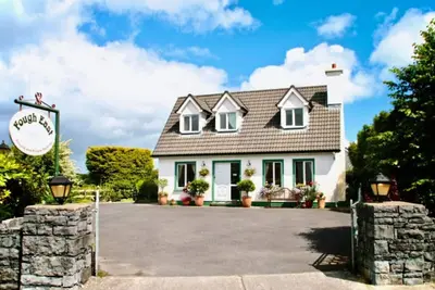 Image de Fough East, Cozy and close to town