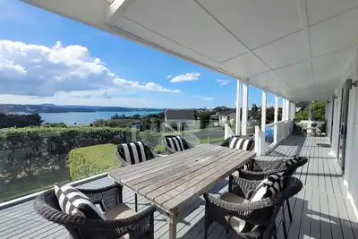 Image de Modern Beach House w\/ Gorgeous Sea View