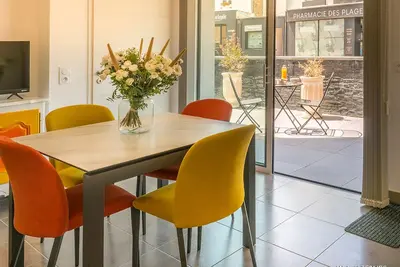 Image de Larmor-Plage : T2 en résidence de standing avec terrasse et parking, à deux pas de la plage et des commerces