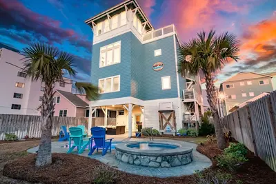 Image de Water's Edge | Ocean View + Private Pool!