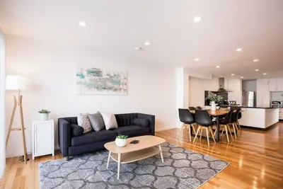 Image de Chic Harbourside Group Haven in Heart of Hobart