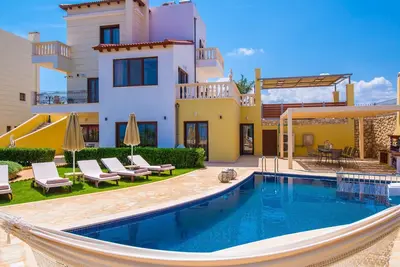 Image de Azzuro Villa by Estia