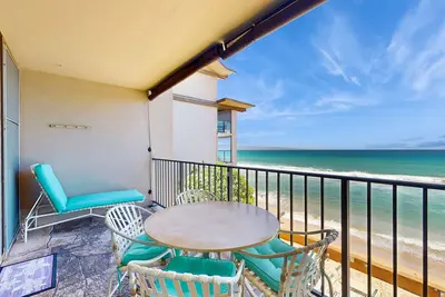 Image de Oceanfront condo with ocean views, balcony, pool