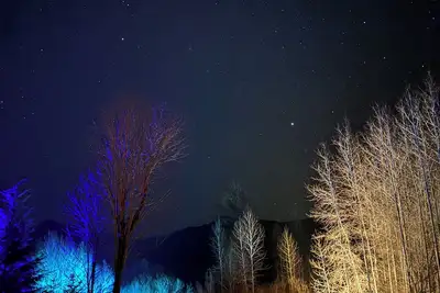 Image de Charming Farmhouse Amazing View of Mt. Rainier - Family Friendly + Game Barn