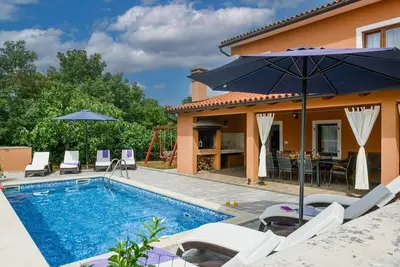 Image de Maison de vacances Krnica pour 1 - 10 personnes avec 4 chambres à coucher - Maison de vacances