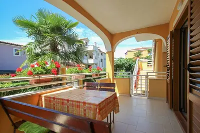 Image de Appartement de vacances Novigrad pour 1 - 4 personnes avec 2 chambres Ă coucher - Appartement de vac