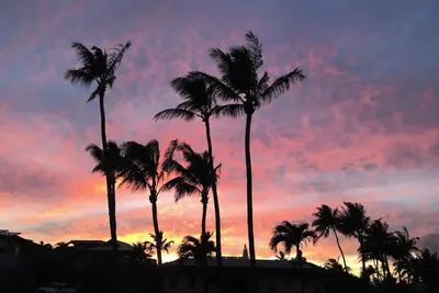 Image de Newly renovated 2nd floor condo — 150 yards from Mama’s Beach!