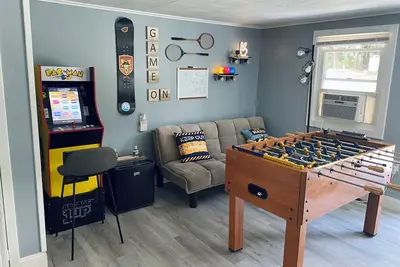 Image de Greenville Getaway w/Hot Tub & Game Room