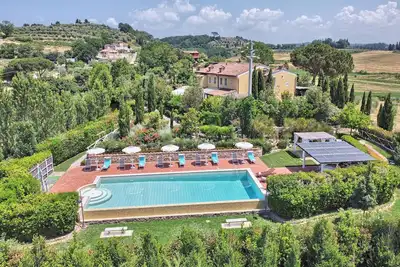 Image de Magnifique Villa en Toscane avec Piscine près de Pise et Florence - 20 pl