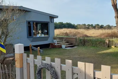 Image de Design Chalet Ameland - close to the beach, large garden, extra facilities