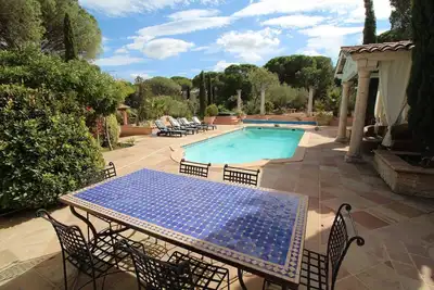 Image de VIdauban - Seulement à 37 kms Saint Tropez - Villa 60 m2 piscine privée