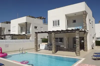 Image de Comforatable villa in the center of Protaras