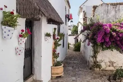 Image de Gîte dans un hameau médiéval, une expérience merveilleuse.