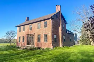 Image de The Grange - 1800s Farmhouse Estate on 80 Acres