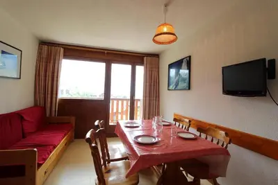Image de 2ème étage, balcon, télévision, casier à ski, 27m², Val Cenis