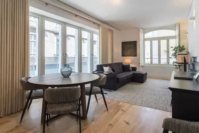 Image de Hidden Oasis - River View by LovelyStay