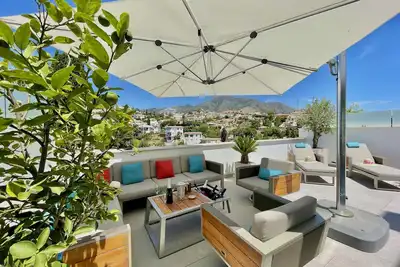 Casa Mar - Luxury Townhouse, 4br, Pool, View, Bbq