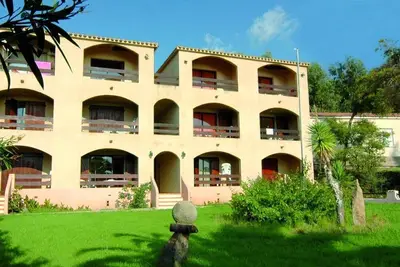Image de Appartement avec terrasse privée, restaurant, proche village