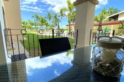 Image de Ocean Front 3 Bed/2 Bath- direct access to beach-Salt water Pool-Amazing Sunsets